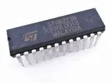 uklad-scalony-stv8223b-sdip24