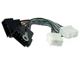 zlacze-mazda-radio-iso-0378