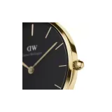 ty568420-marka-daniel-wellington