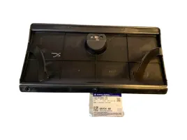 drzwiczki-schowka-pasazera-suzuki-samurai-73411m83000-oe