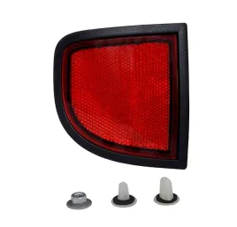 odblask-tylny-lewy-mitsubishi-l200-8355a015-oe