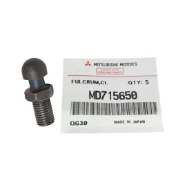 podpora-sruba-lapy-widelek-sprzegla-pajero-l200-pajero-sport-md715650-org