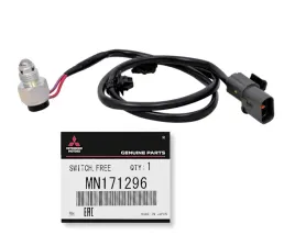 czujnik-zalaczania-mostu-l200-2-5-did-mn171296-oe