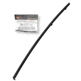 slupek-szyby-drzwi-tyl-pajero-iii-iv-long-mr436794