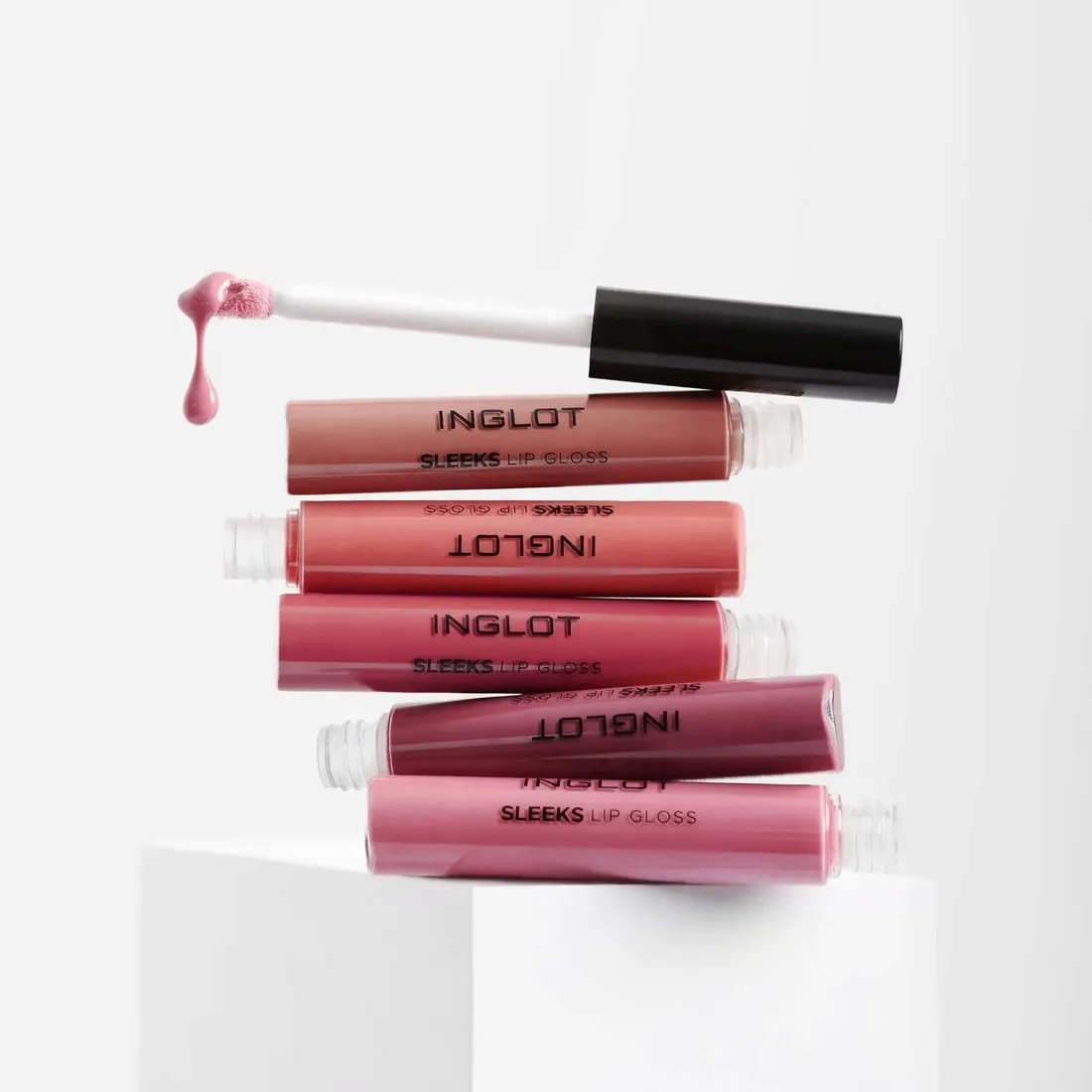 blyszczyk-do-ust-sleeks-cream-94-inglot