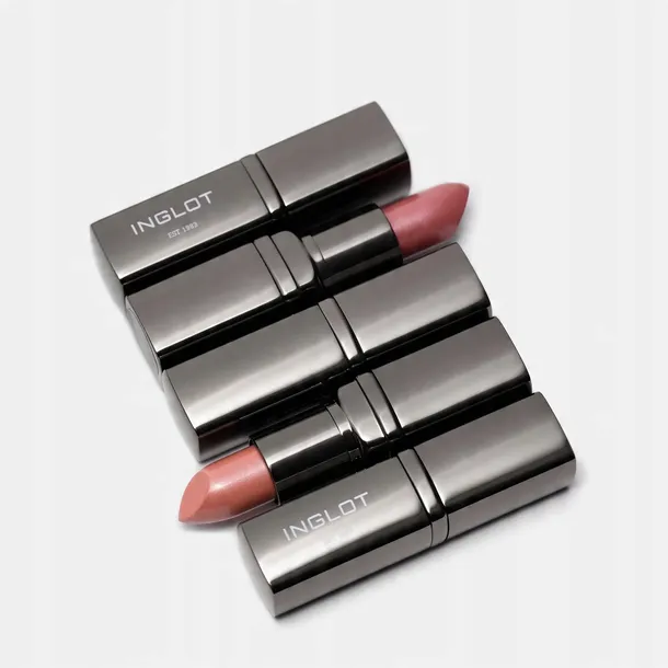 pomadka-do-ust-q10-31-inglot-kolor-rozowy
