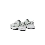 530-marka-new-balance