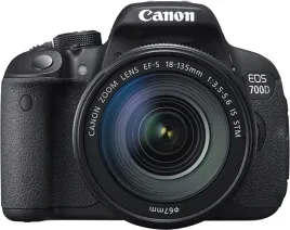 lustrzanka-canon-eos-700d-18-135-is-stm