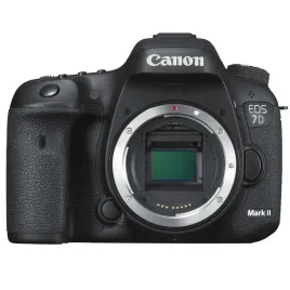 lustrzanka-canon-eos-7d-mark-ii-korpus