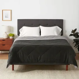 amazon-basics-koldra-dwustronna-mikrofibra-220x240cm-szara-czarna
