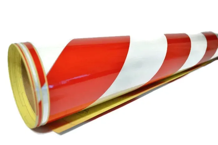 FOLIA ODBLASKOWA OKLEINA OSTRZEGAWCZA BIAŁO CZERWONA 124CM SZEROKOŚCI