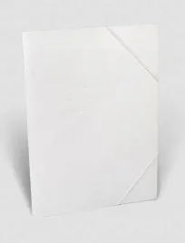 teczka-z-gumka-narozna-a4-biala