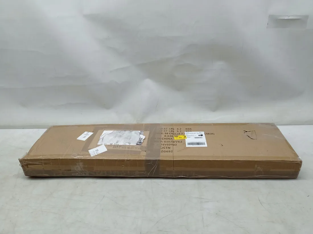 amazon-basics-podwyzszone-legowisko-chlodzace-stan-powystawowy