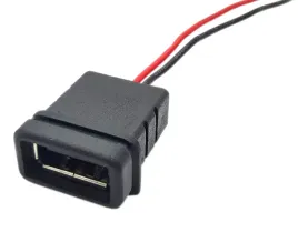 gniazdo-usb-a-z-przewodami-10cm-013806