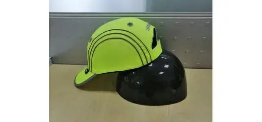 beta-czapko-helm-ochronny-zolty