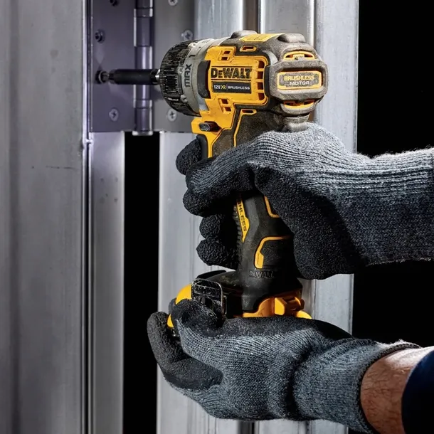dewalt-wkretarka-12v-1-4-dcf601n-napiecie-v-12-v