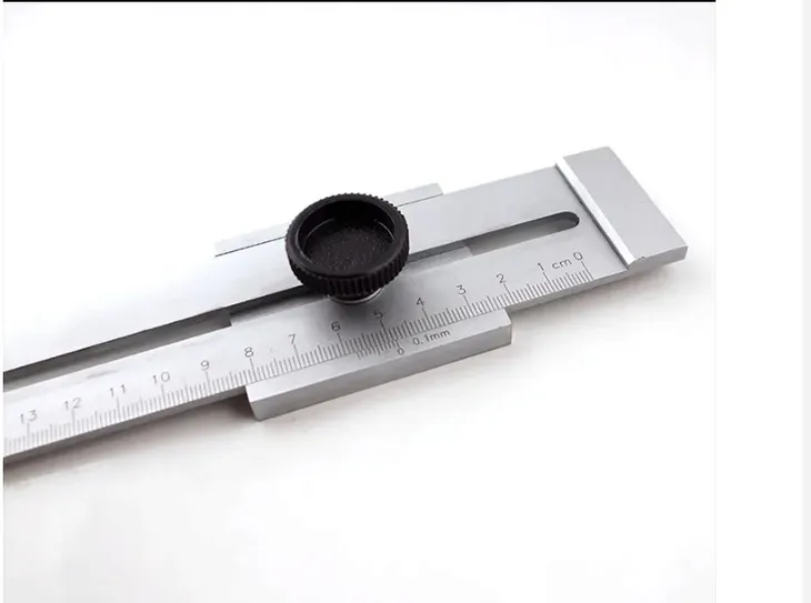 limit-znacznik-traserski-300mm-maksymalny-zakres-pomiaru-300-mm-waga-z-opakowaniem-0-24-kg