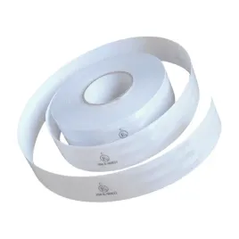 tasma-p2824c-50mm-50m-odblaskowa-mikropryzmatyczna-1-str-lepna-biala-e1