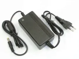 zasilacz-impulsowy-12v-2-3a-2-1-5-5mm