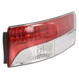lampa-tylna-prawa-toyota-avensis-iii-2011-2012-2013-2014-2015-2016-2017