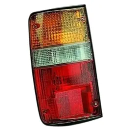lampa-tylna-lewa-toyota-hilux-vi-1998-1999-2000-2001-2002-2003-2004-2005