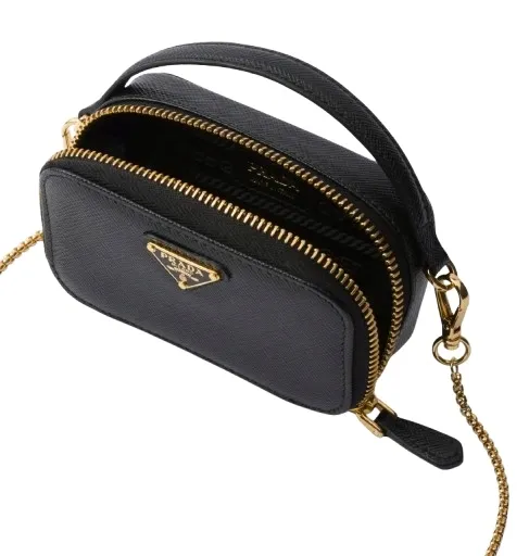 prada-mini-pouch-saffiano-leather-stan-nowy