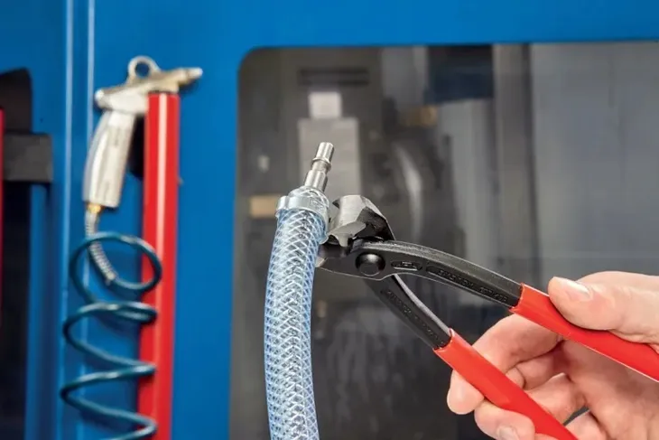 knipex-10-99-i220-waga-z-opakowaniem-10992-kg