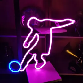 neon-led-usb-bateria-lampka-na-sciane-napis-do-pokoju-pilkarz
