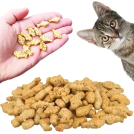 chrupiace-ciastka-rybki-z-kurczakiem-i-krewetkami-smaczki-dla-kota-50-g