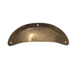 uchwyt-meblowy-muszelka-leda-duza-96x37-raczka-stary-mosiadz