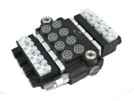 rozdzielacz-hydrauliczny-4-sekcyjny-sterowany-elektrycznie-12v-40l-voima