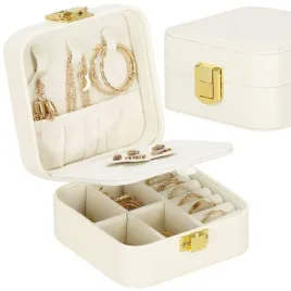 szkatulka-na-bizuterie-10x10x5-cm-kremowy-organizer-z-przegrodkami-ekoskora