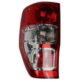 ford-ranger-2012-lampa-tylna-lewa-z-oprawkami-ze-swiatlem-przeciwmgielnym