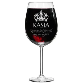 kieliszek-do-wina-grawer-walentynki-dzien-kobiet-upominek-twoje-imie