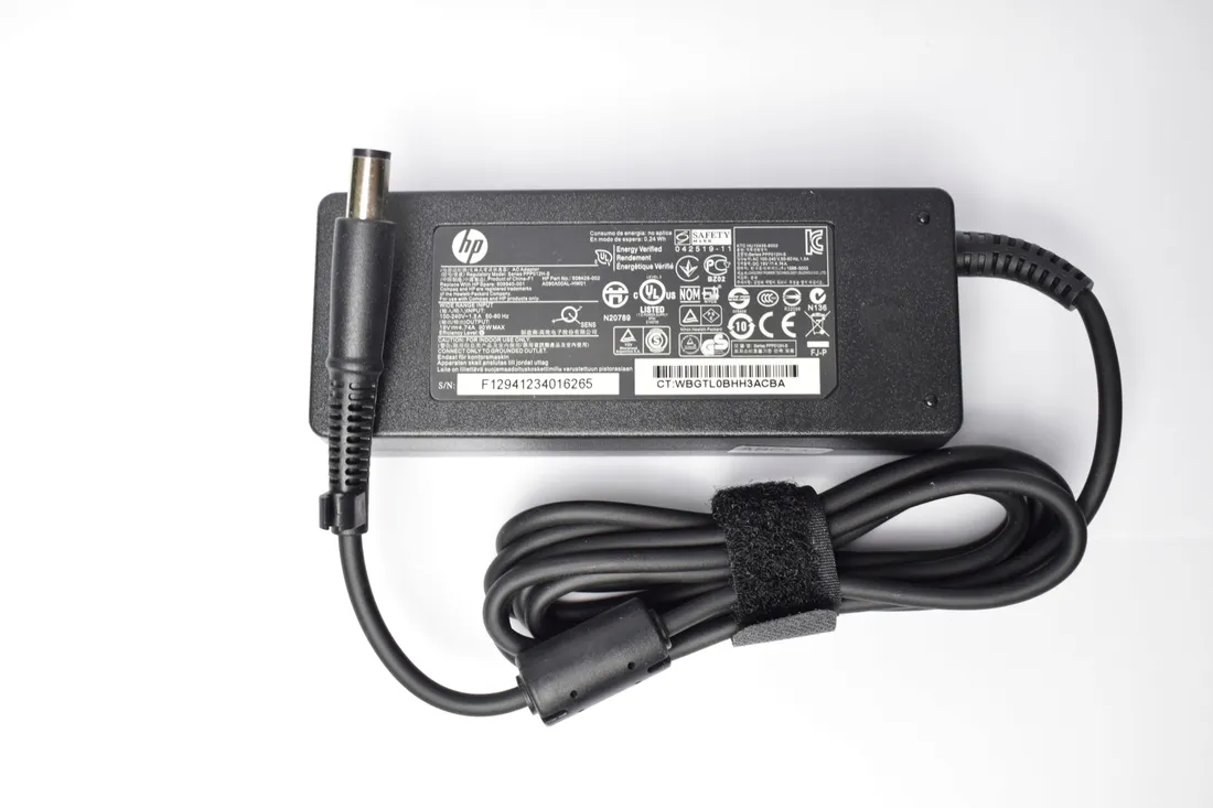 zasilacz-hp-90-w-do-hp-compaq-stan-nowy