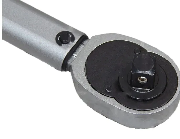 klucz-dynamometryczny-1-2-40-210-nm-rodzaj-klucza-dynamometryczny
