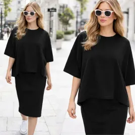 bluzka-damska-z-bawelna-oversize-bez-wzoru-okragly-dekolt-czarna-s