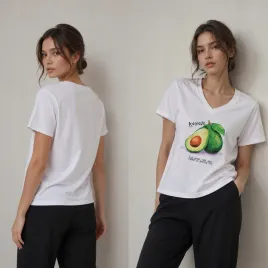 t-shirt-koszulka-damska-z-bawelny-dekolt-v-luzny-nadruk-grafika-bialy-xl