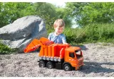 lena-giga-trucks