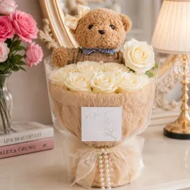 flower-box-bukiet-zapachowych-kwiatow-mydlanych-z-misiem-8szt