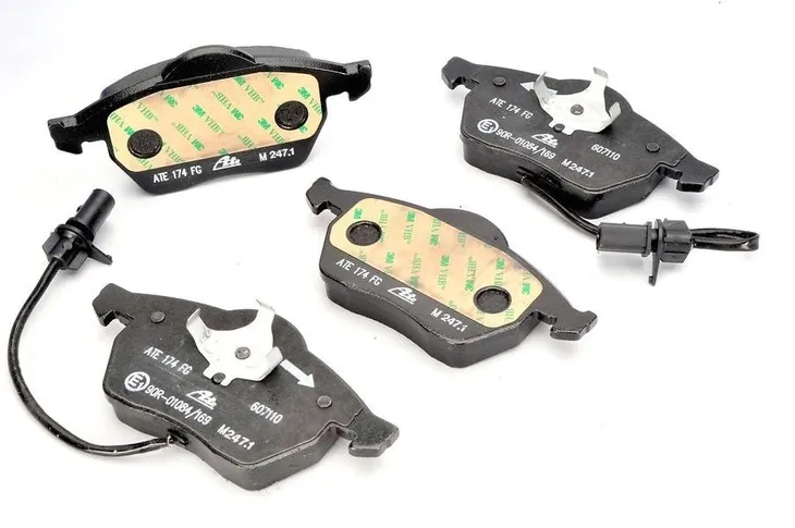 klocki-ham-przod-ceramic-audi-a6-c5-97-ate-waga-z-opakowaniem-2-kg