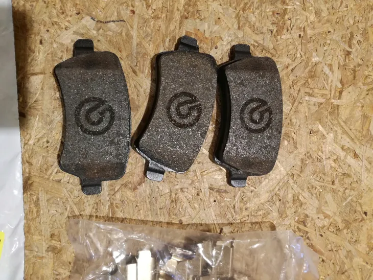 klocki-ham-tyl-xtra-brembo-numer-katalogowy-czesci-p-86-021x