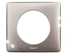 celiane-ramka-tytan-x1-legrand-068901