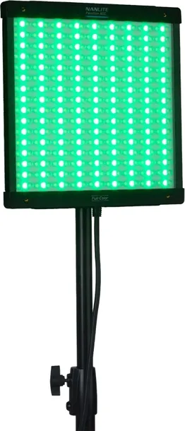nanlite-pavoslim-60c-rgbww-led-panel-marka-nanlite