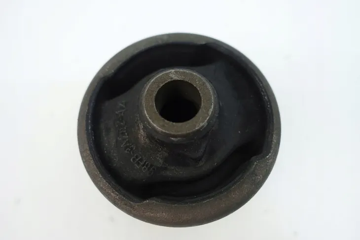 tuleja-wahacza-mazda-lemforder-waga-z-opakowaniem-2-kg