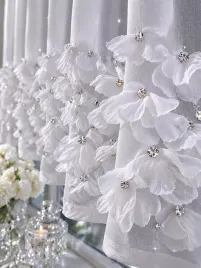 firana-platki-crystal-3d-szyfon-biala-z-cyrkoniami-or-295x150cm-tasma-firany