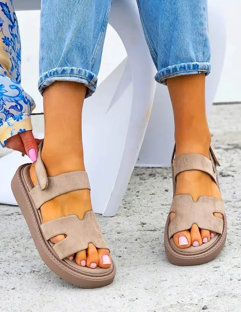 sandaly-na-platformie-harmes-boho-bezowe-38-kod-producenta-2244