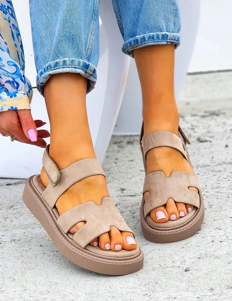sandaly-na-platformie-harmes-boho-bezowe-38
