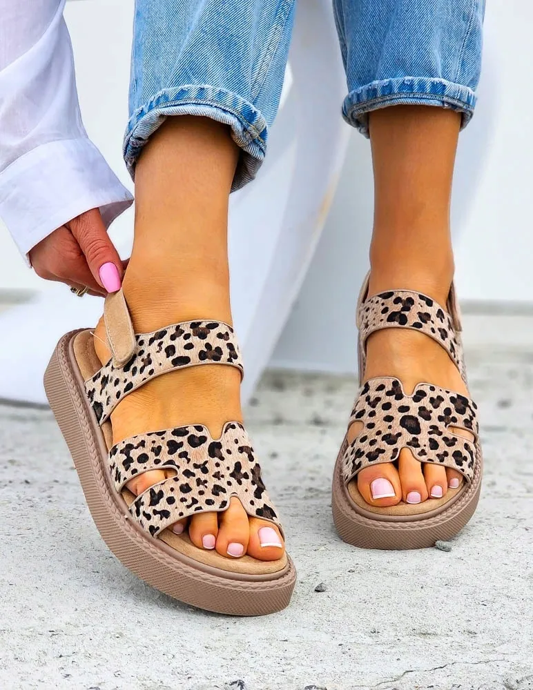 sandaly-na-platformie-harmes-boho-w-latki-40-stan-nowy