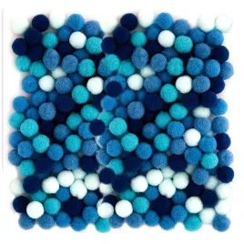 pompony-poliestrowe-1cm-mix-niebieski-120szt-dpcraft-pomponiki-niebieskie
